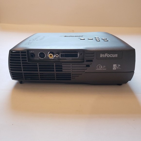 InFocus LP70+ DLP Projector XGA Portable HD 1080i W/Case and Logic Remote. - Picture 5 of 10